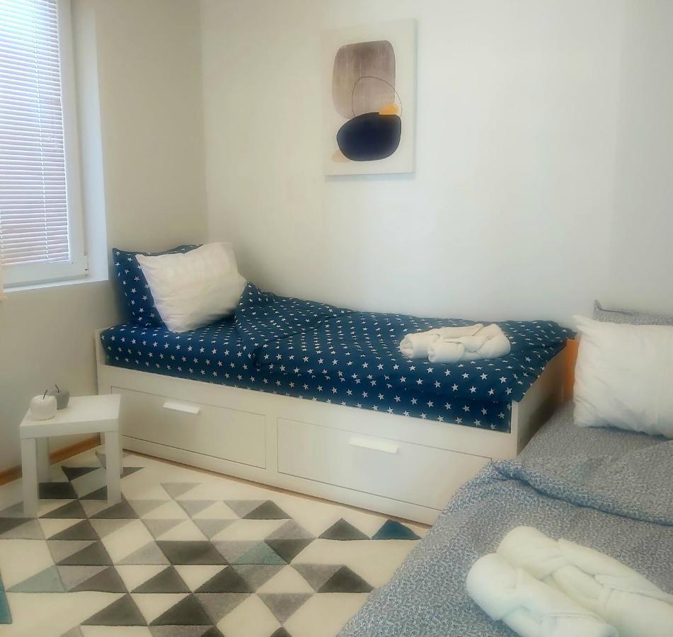 Saint Nicholas Varna Lovely 2 Bedroom Apartment With Sunny Garden Екстер'єр фото